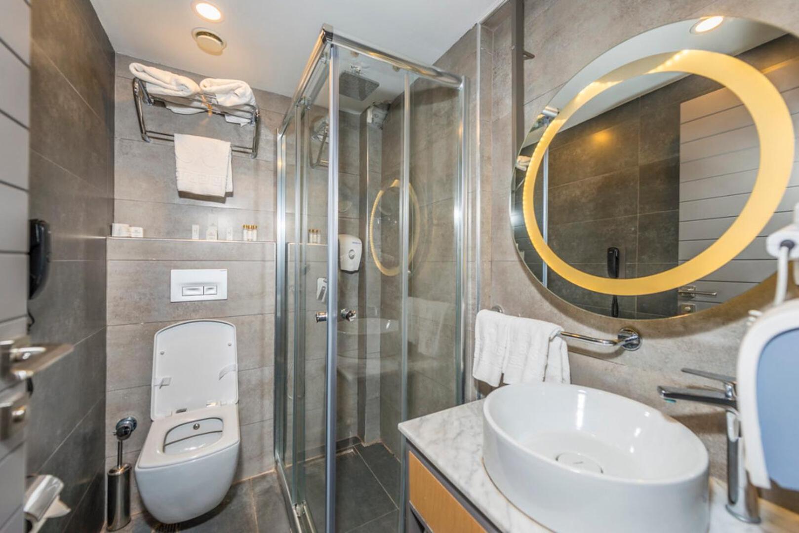 Deluxe Room,1743242481:JPEG